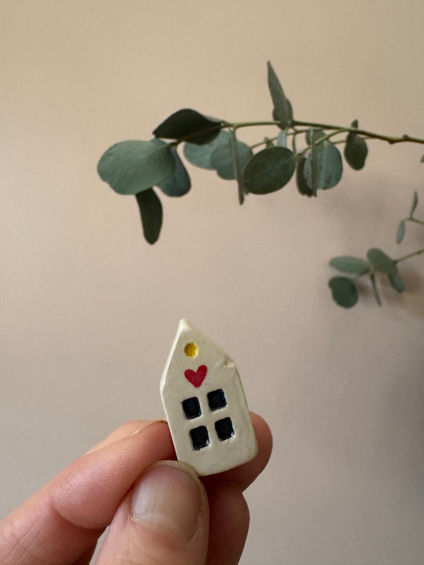 Mini houses: “It takes a village”