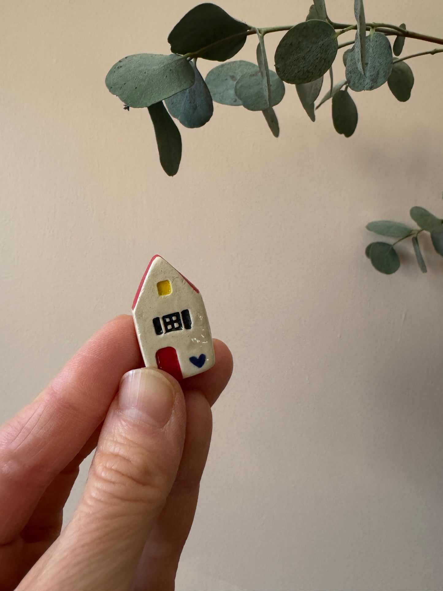 Mini houses: “It takes a village”
