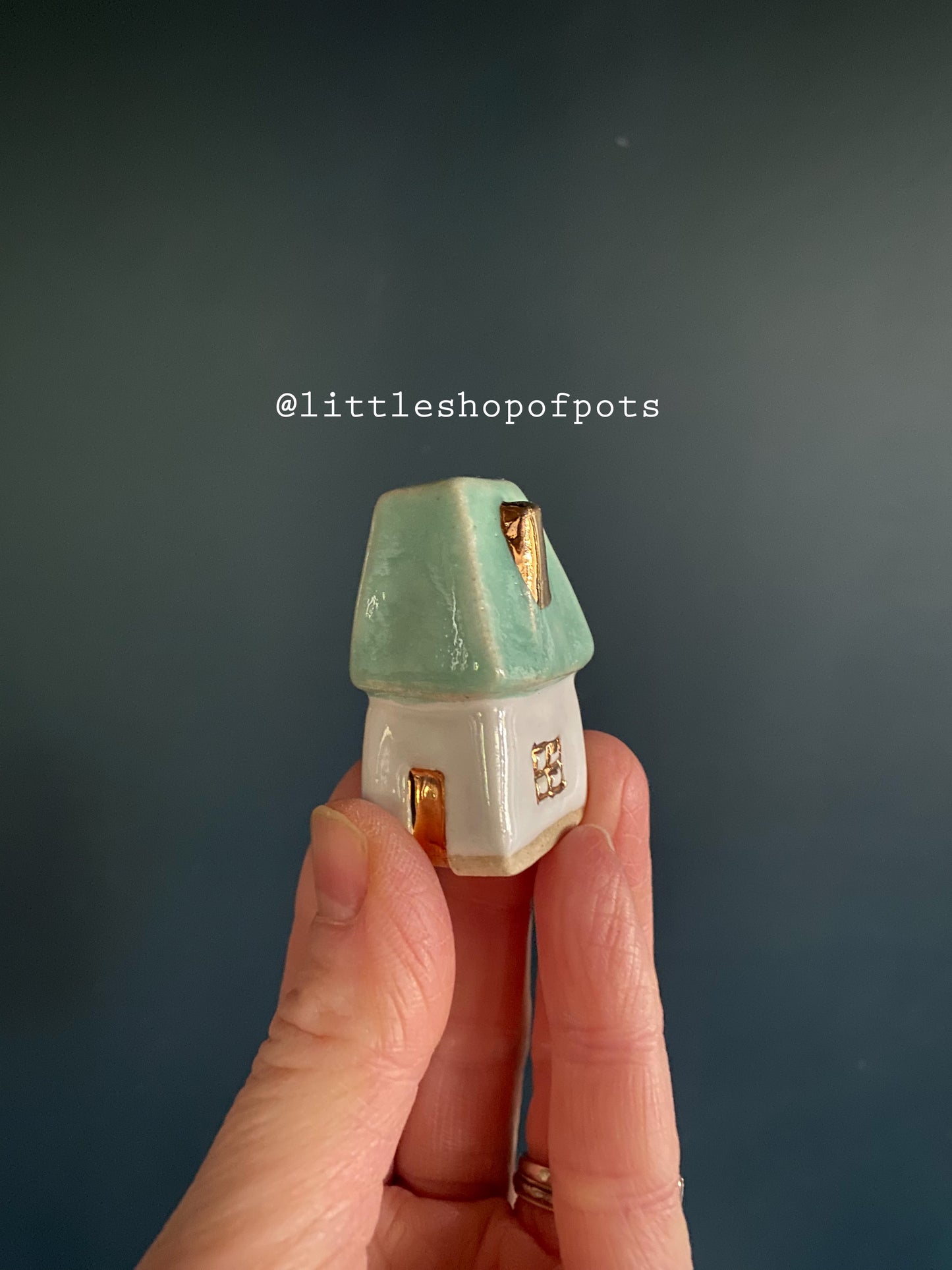 Mini house (turquoise)