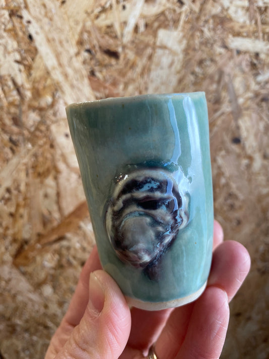 Oyster shell soy candle