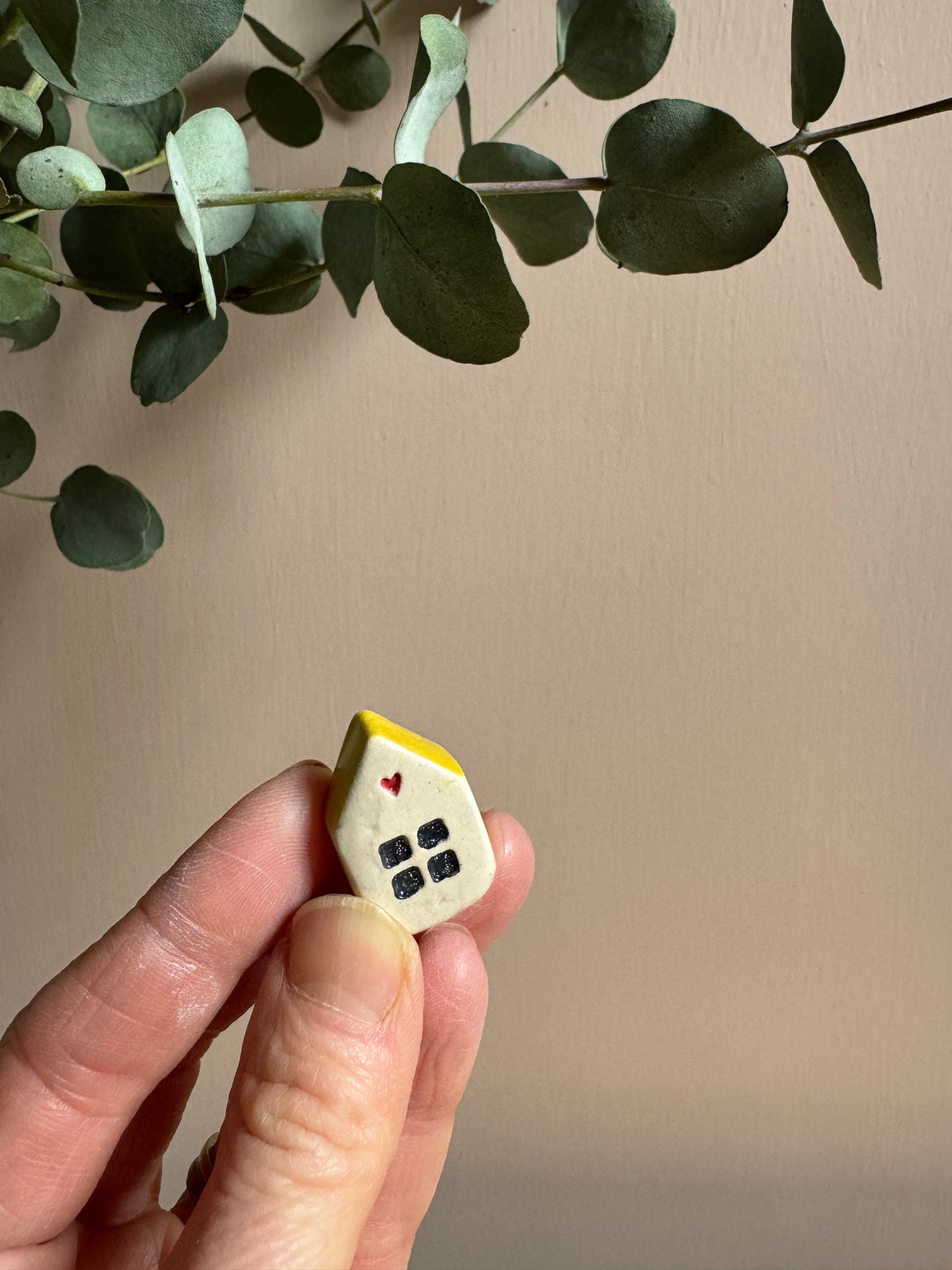Mini houses: “It takes a village”
