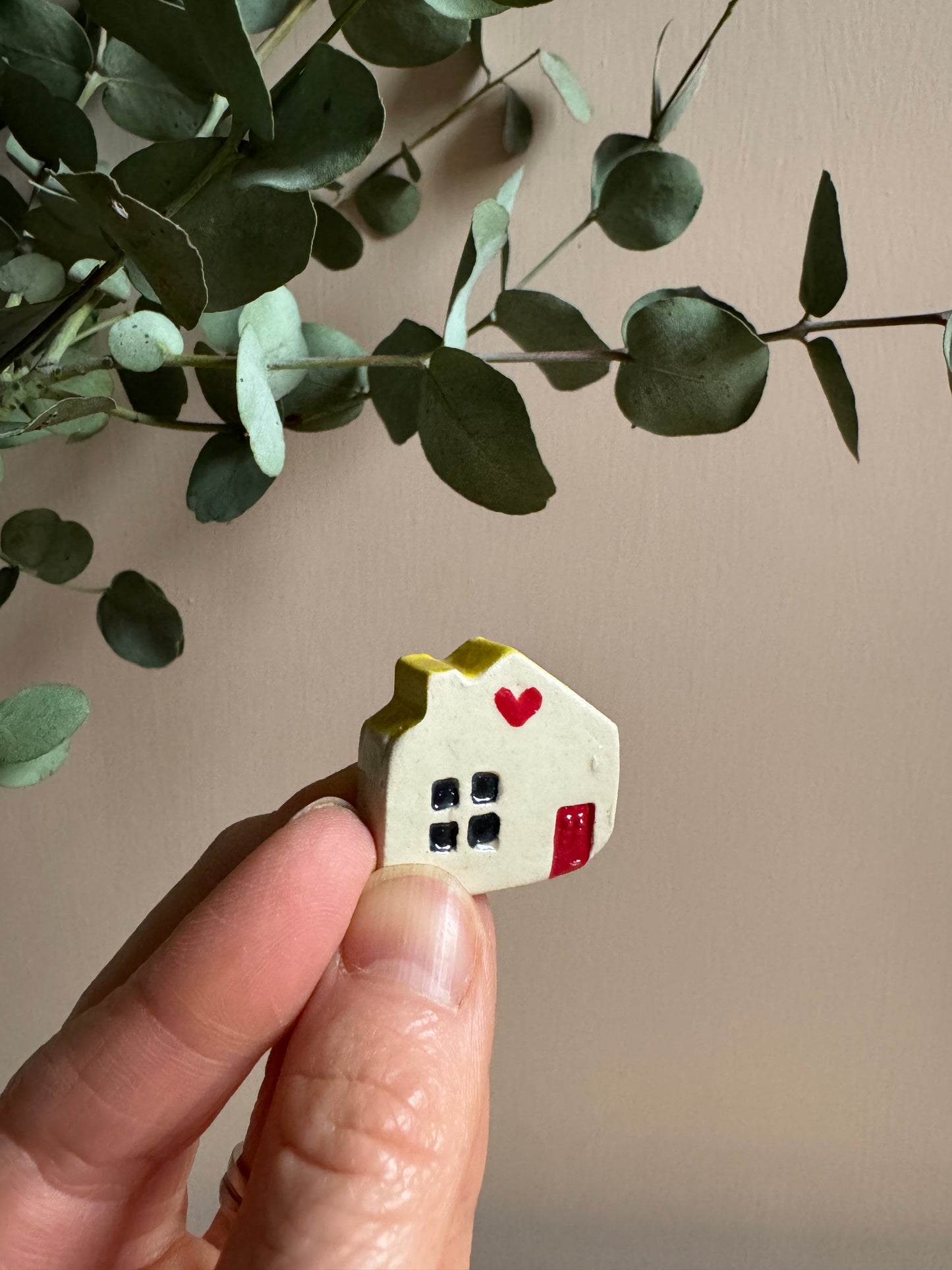 Mini houses: “It takes a village”